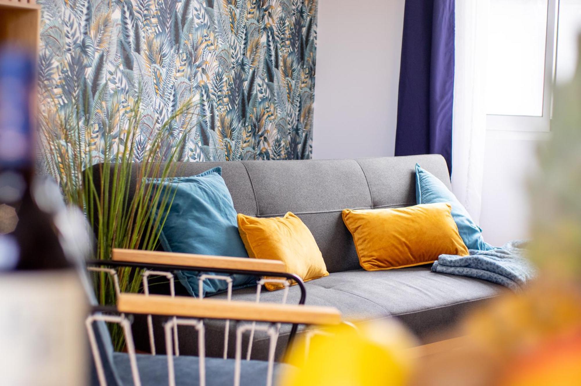 Duplex Cocoon - 10 Min De Blaye - 20 Min Cnpe - Wifi - Tv Hd Lägenhet Saint-Seurin-de-Cursac Exteriör bild